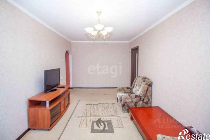 3-комн квартира проспект Победы, 74,  д. 74