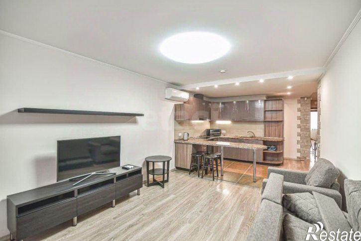 3-комн квартира пр-кт Победы, 59,  д. 59