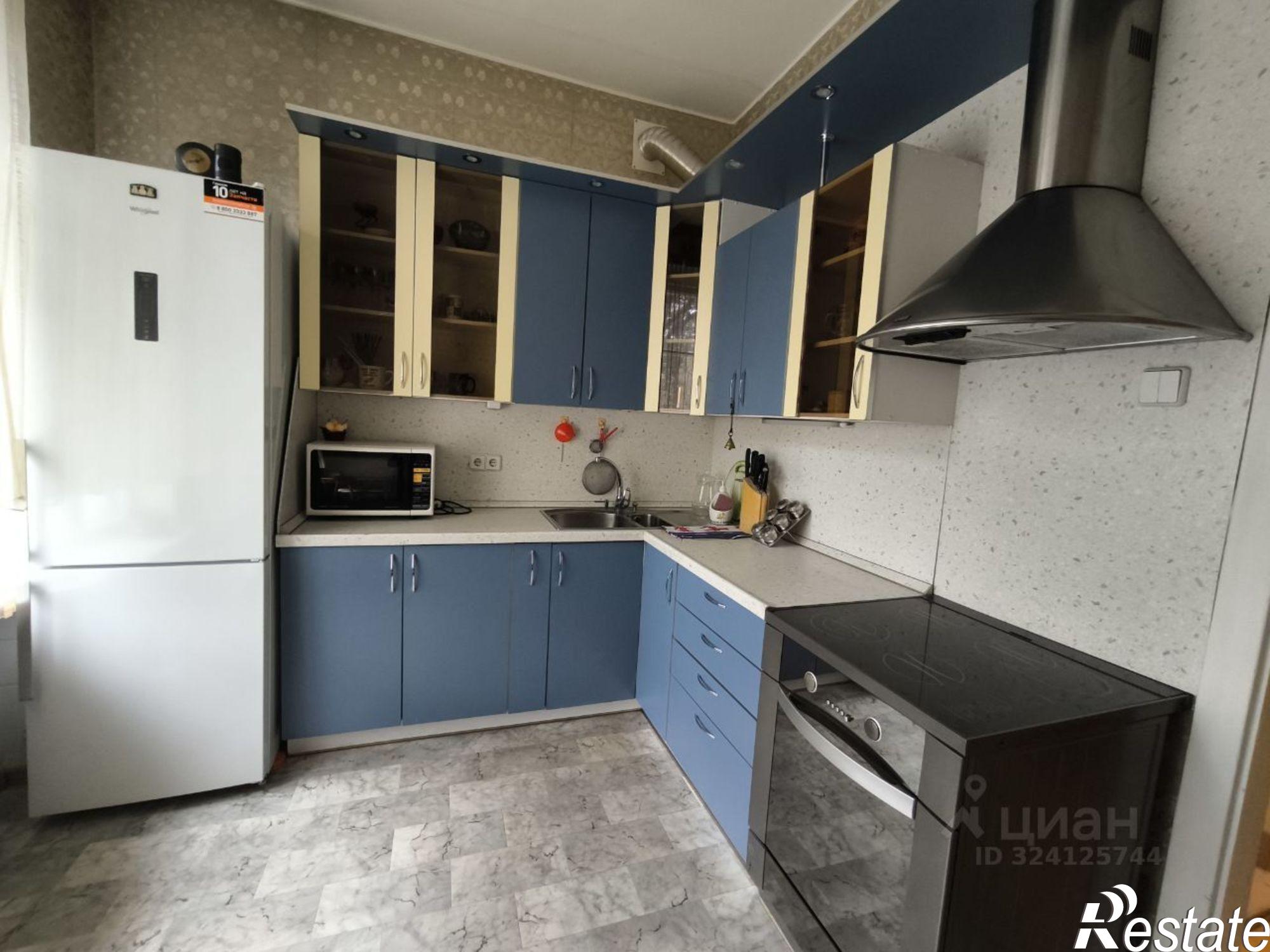 Купить квартиру за 30 000 000 рублей на Коммунистический пр-кт, 27