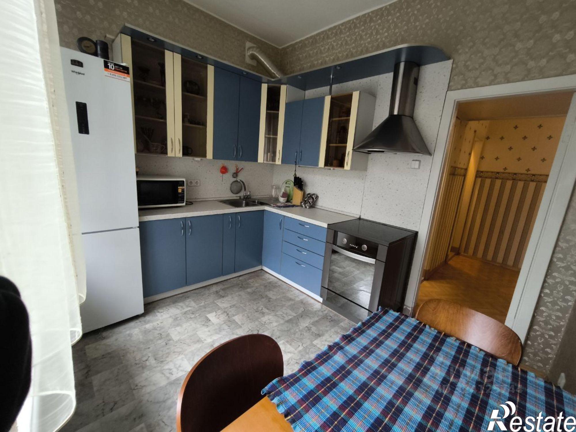 Купить квартиру за 30 000 000 рублей на Коммунистический пр-кт, 27