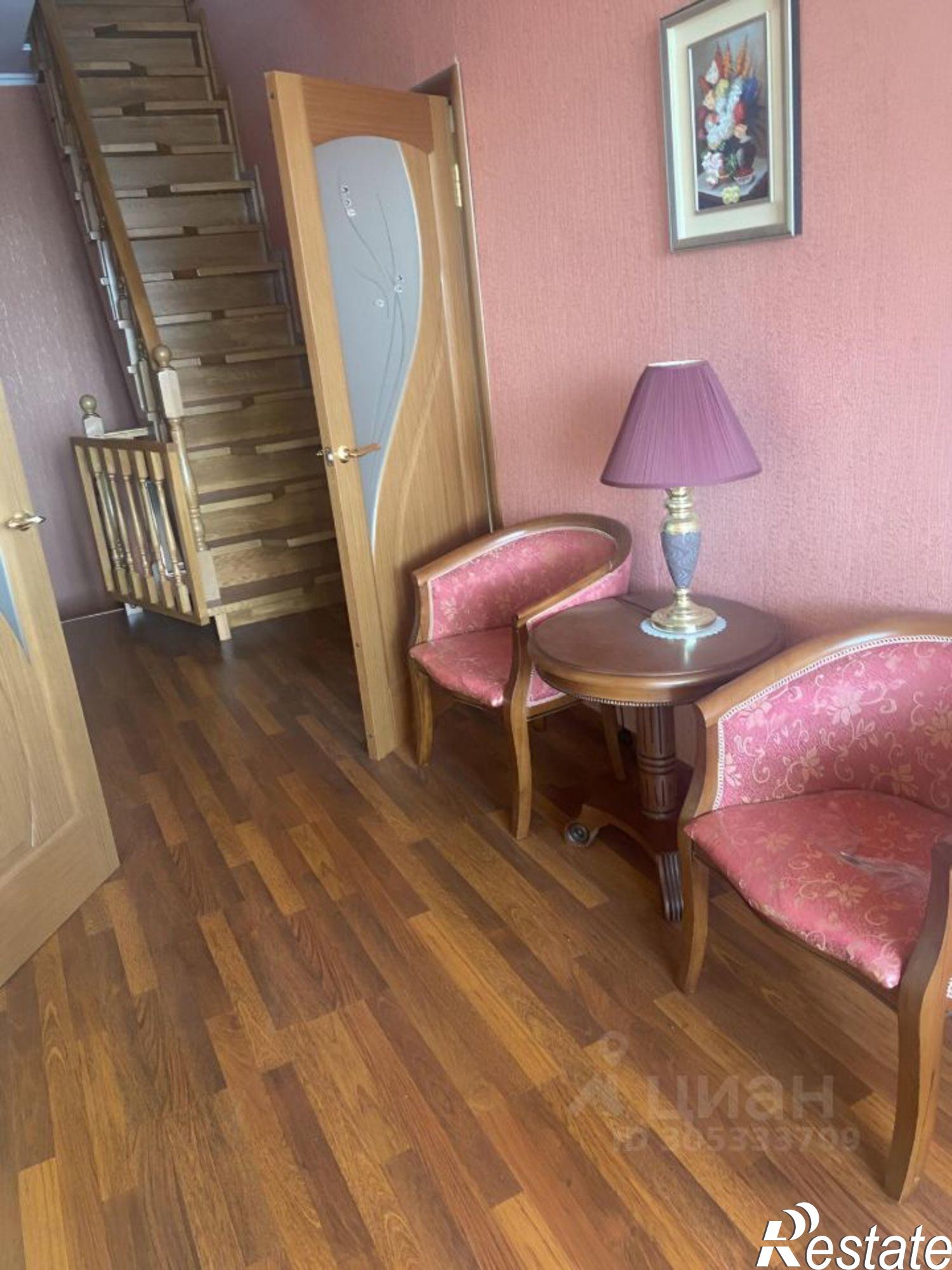 Сдать дачу, дом, коттедж за 180 000 рублей на Сиреневый переулок, 156