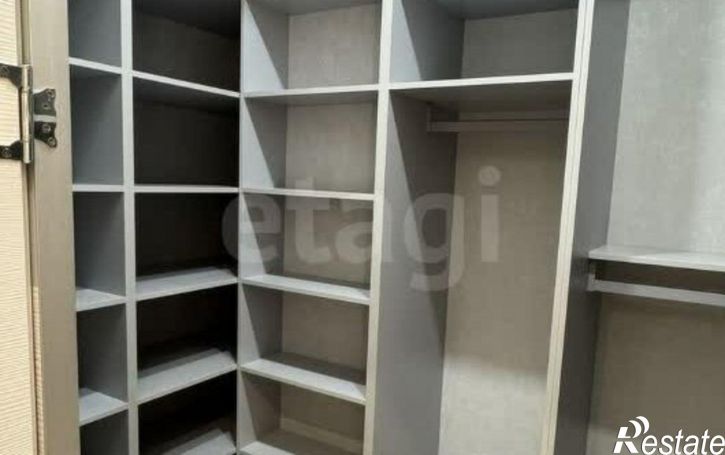 2-комн квартира проспект Победы, 11,  д. 11