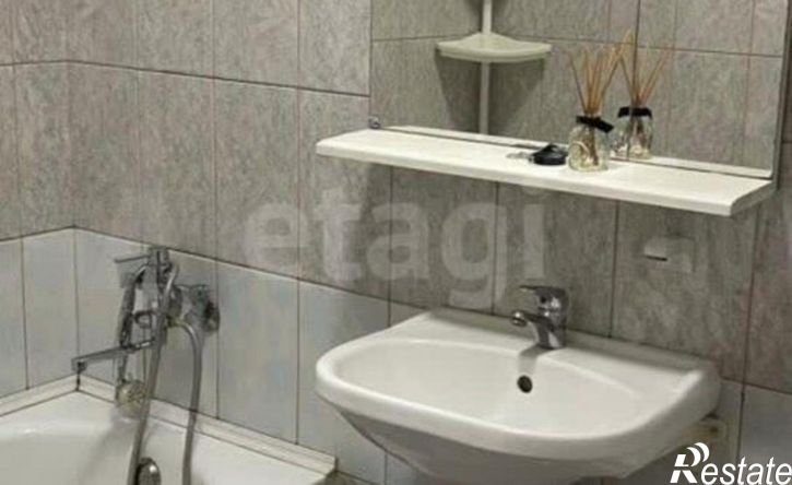 2-комн квартира Комсомольская улица, 165,  д. 165