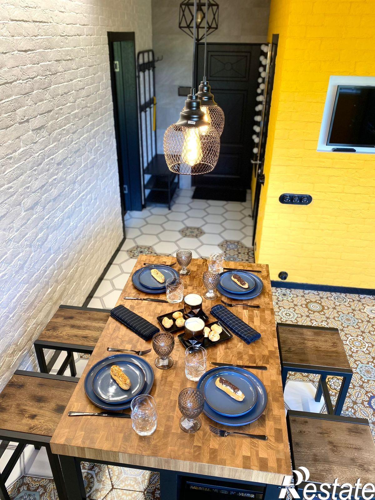 Сдать квартиру за 70 000 рублей на Больничная , 2