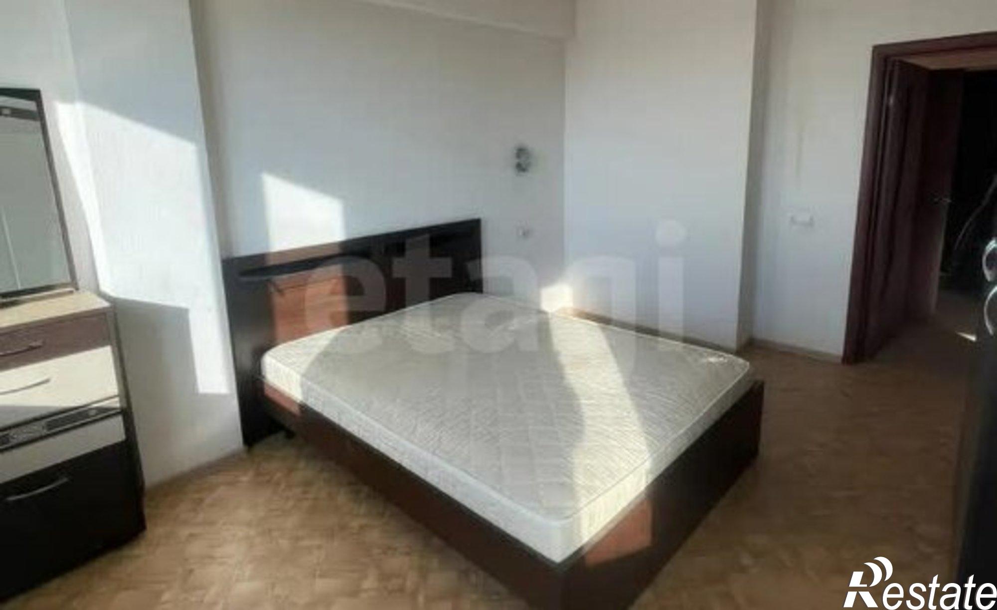 Купить квартиру за 12 800 000 рублей на ул Емельянова А.О., 21А