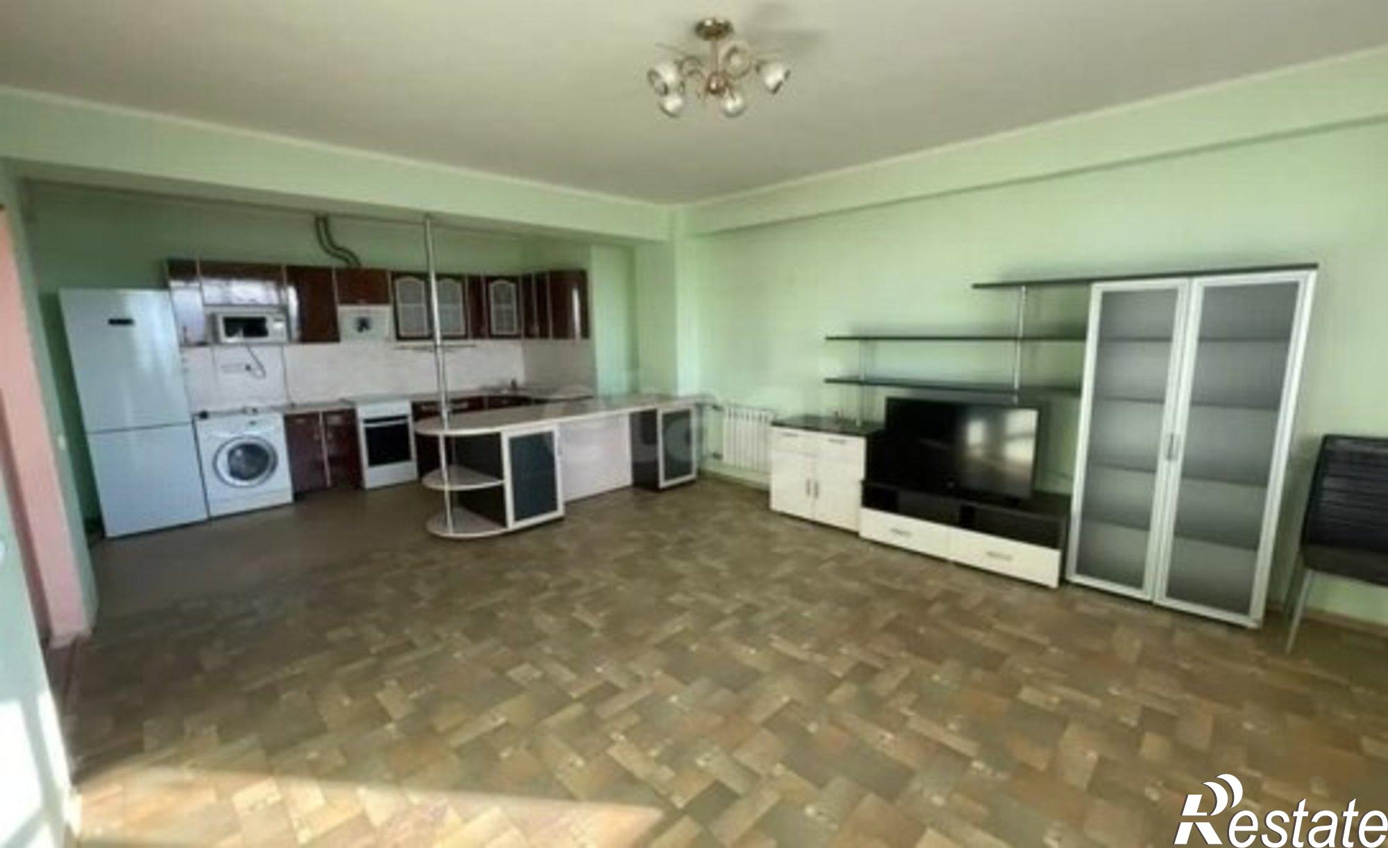 Купить квартиру за 12 800 000 рублей на ул Емельянова А.О., 21А