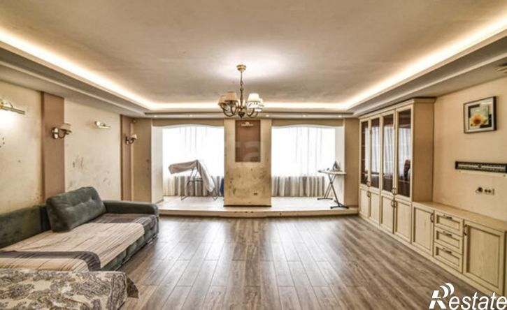 3-комн квартира проспект Победы, 10Б,  д. 10Б