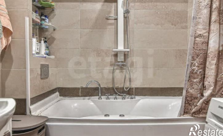 3-комн квартира ул Байкальская, 1,  д. 1